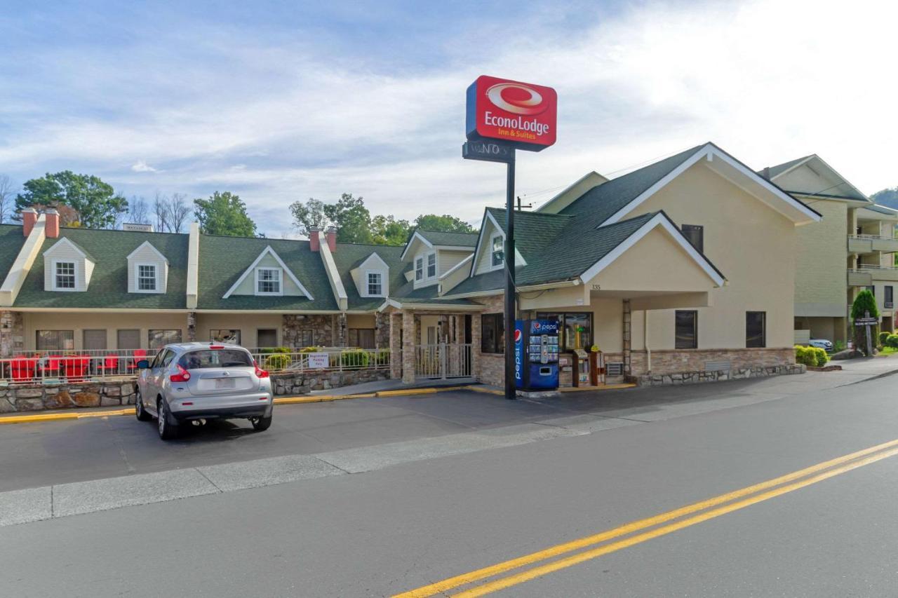 Econo Lodge Inn & Suites Gatlinburg At The Convention Center Luaran gambar
