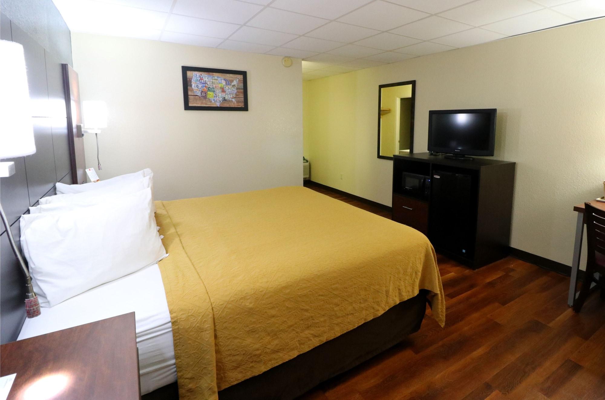 Econo Lodge Inn & Suites Gatlinburg At The Convention Center Luaran gambar