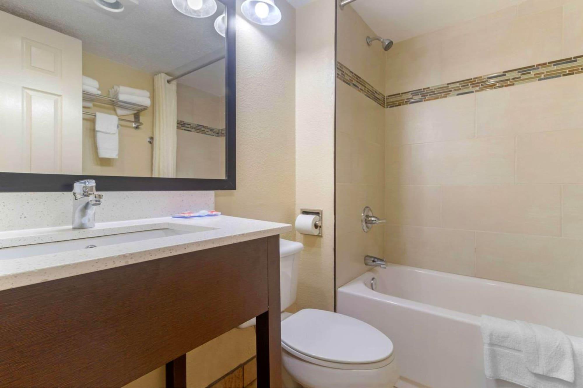 Econo Lodge Inn & Suites Gatlinburg At The Convention Center Luaran gambar